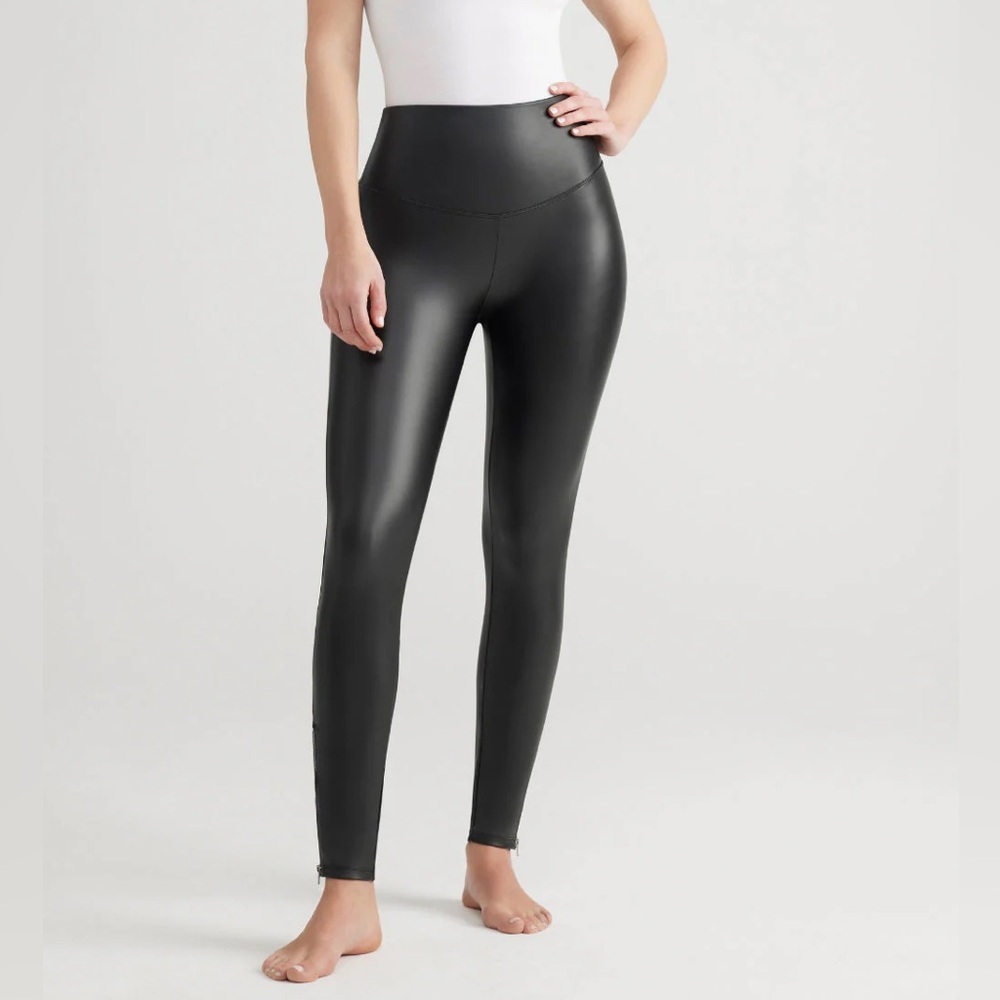 Yummie Leggings Size XS Black Faux Leather Skinny Tony Legging